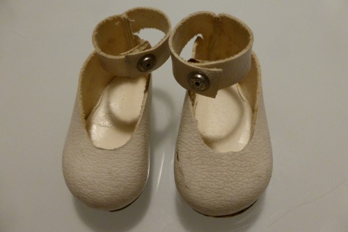 cream ankle strap shoes for sasha dolls