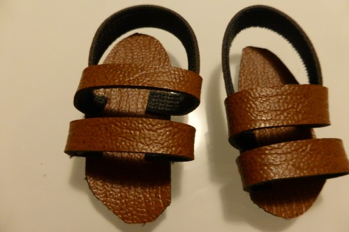 brown slip on sandals for gregor-dolls